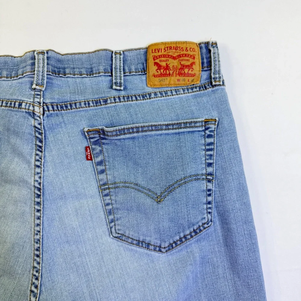 Levis‎ 541 Athletic Taper Jeans Mens 40x24 Light Wash Blue Denim Stretch Short